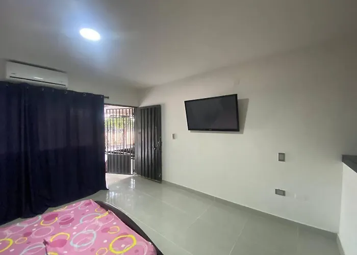 Comfortable Apartment Very Close To The Airport