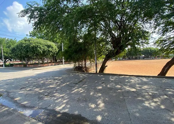 Comfortable Apartment Very Close To The Airport